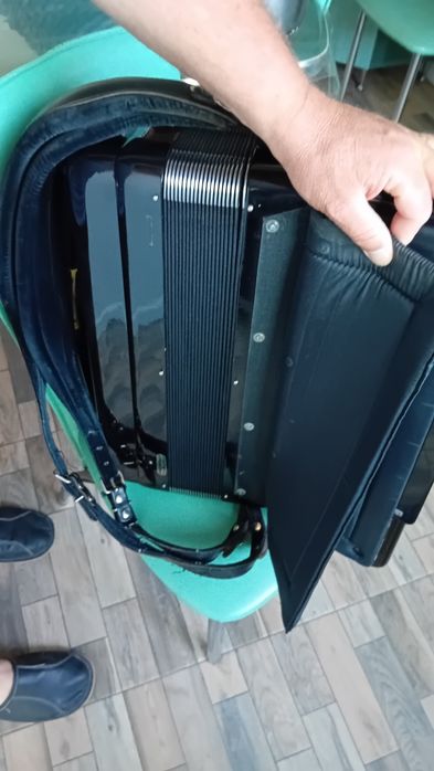 Vind acordeonr. EXCELSIOR . 120 bași