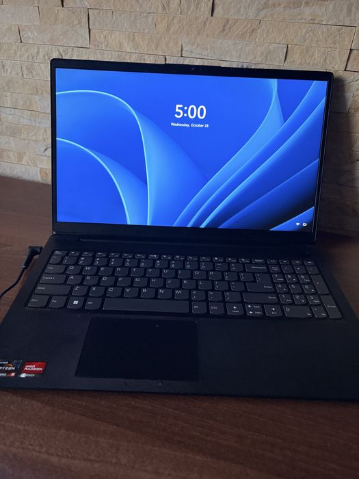 Laptop Lenovo.