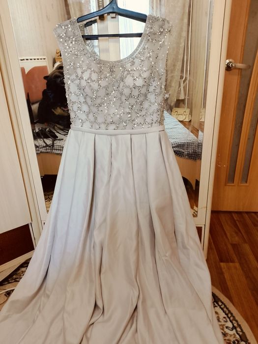 Разгрузка гардероба в отличном состоянии