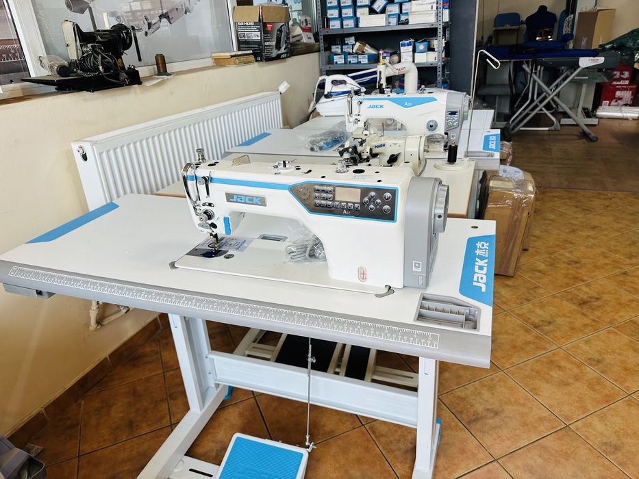 Masina de cusut liniar automata Jack A6 dublu transport