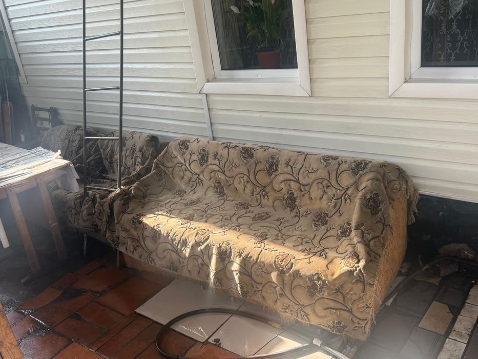 Диван с креслами