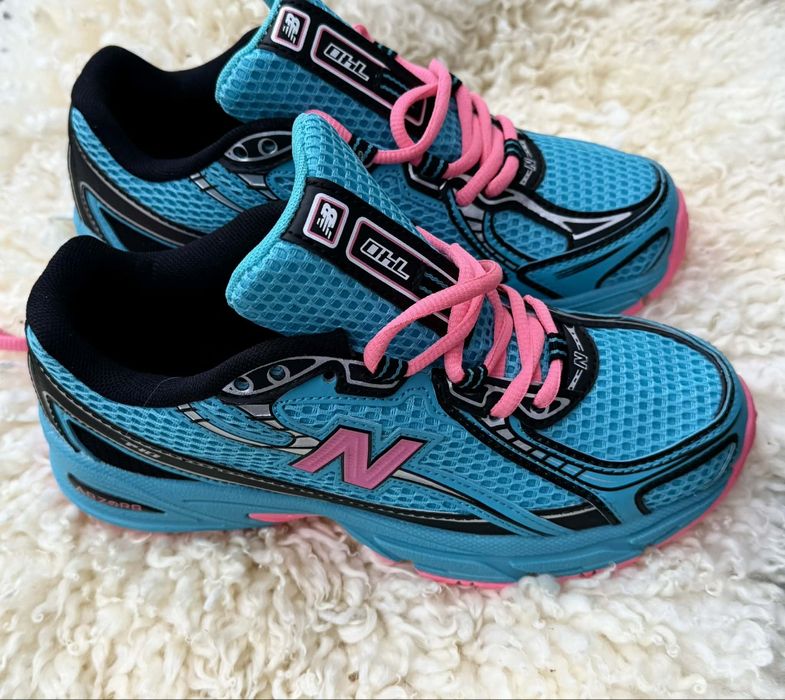 New Balance жестоки цветове нови с оригиналната си кутия 38.5 номер