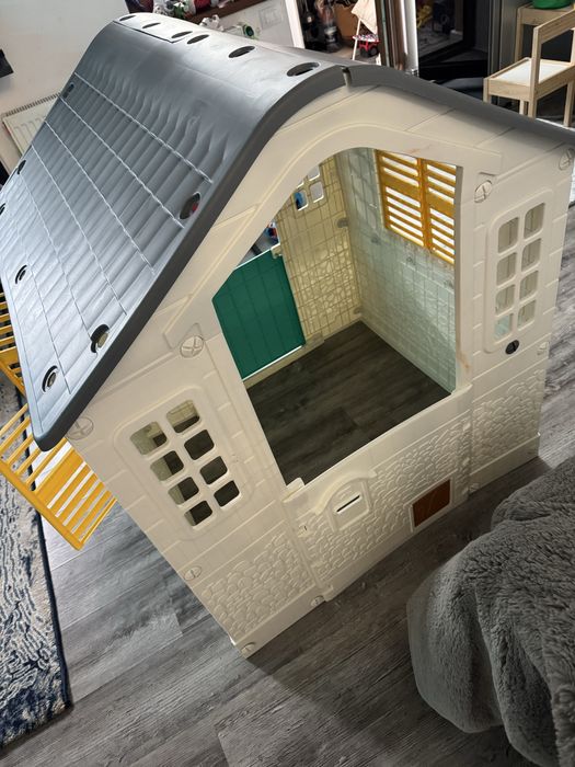 Casuta de joaca pentru copii