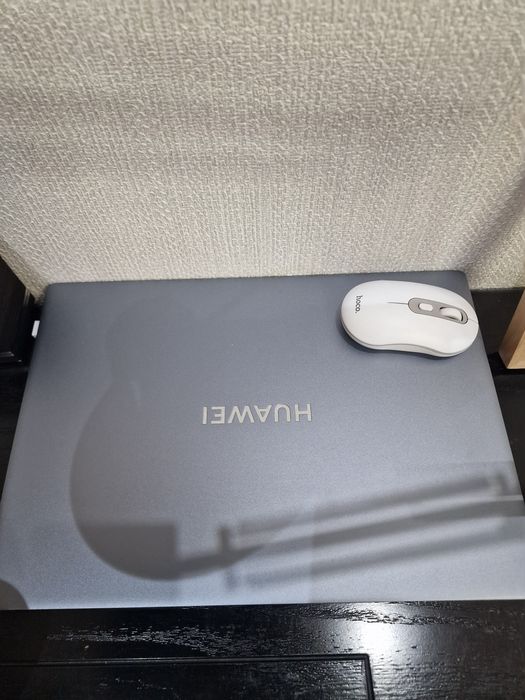 Huawei Matebook D16