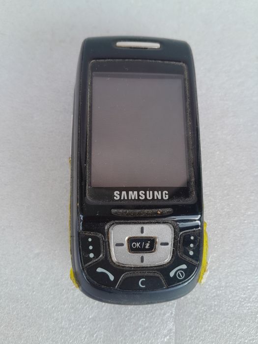 Samsung - стар модел телефон