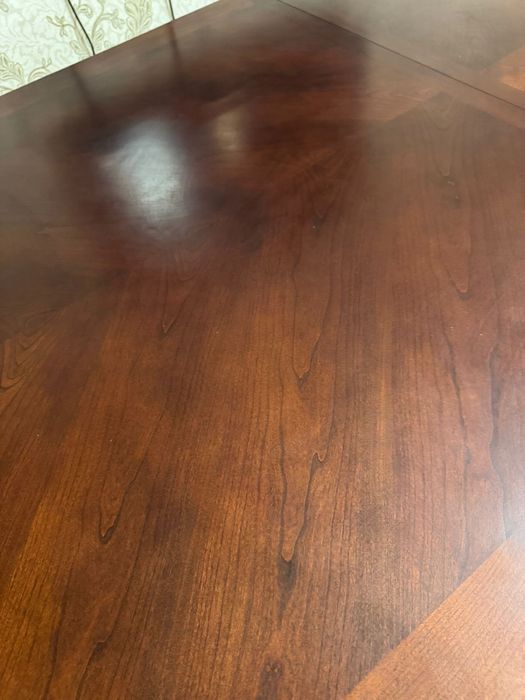 Продам большой стол