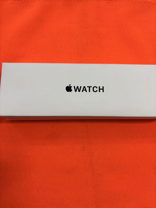Apple watch se gen 2 емкость 100%