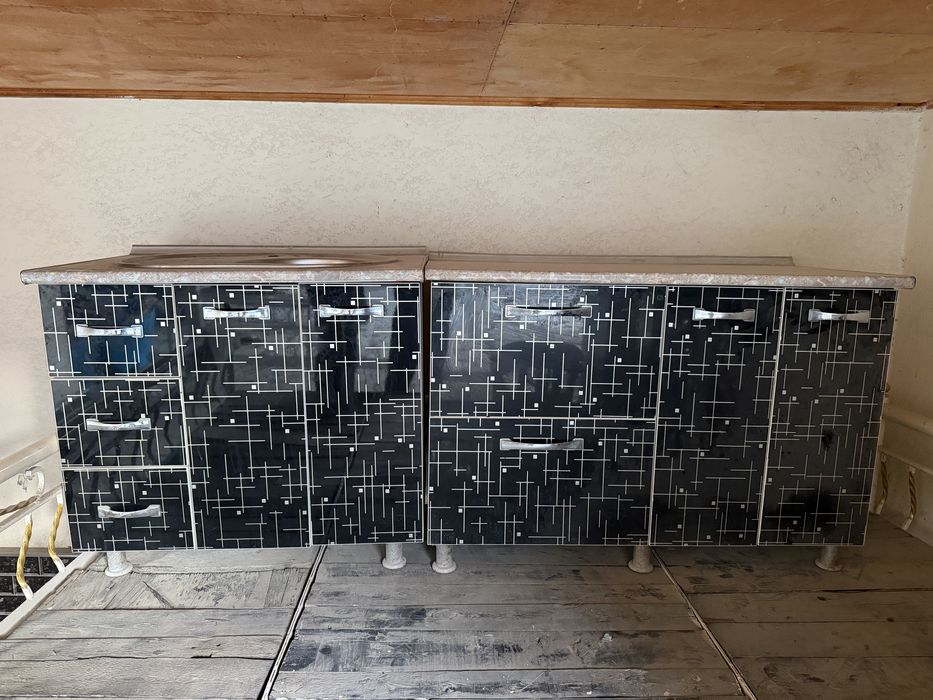 Кухонная Мебель holati yaxshi kup ishlatilmagan