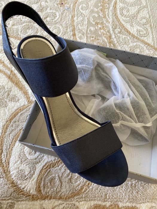 Босоножки, 39 р