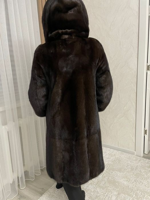 Продается норковая шуба