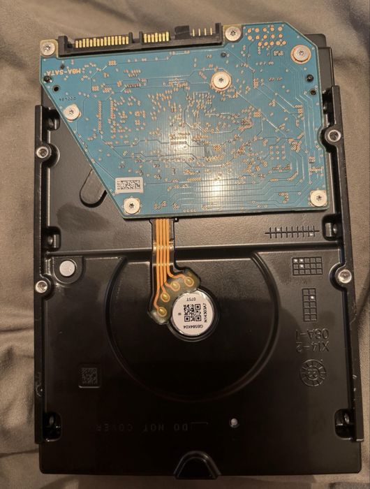жёсткий диск Hikvision 8TB
