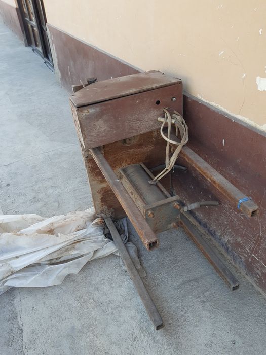 Pres apparat ishlamay turipti remont qilish kerak