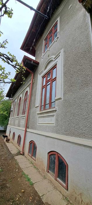 Casa De Vanzare in Targoviste