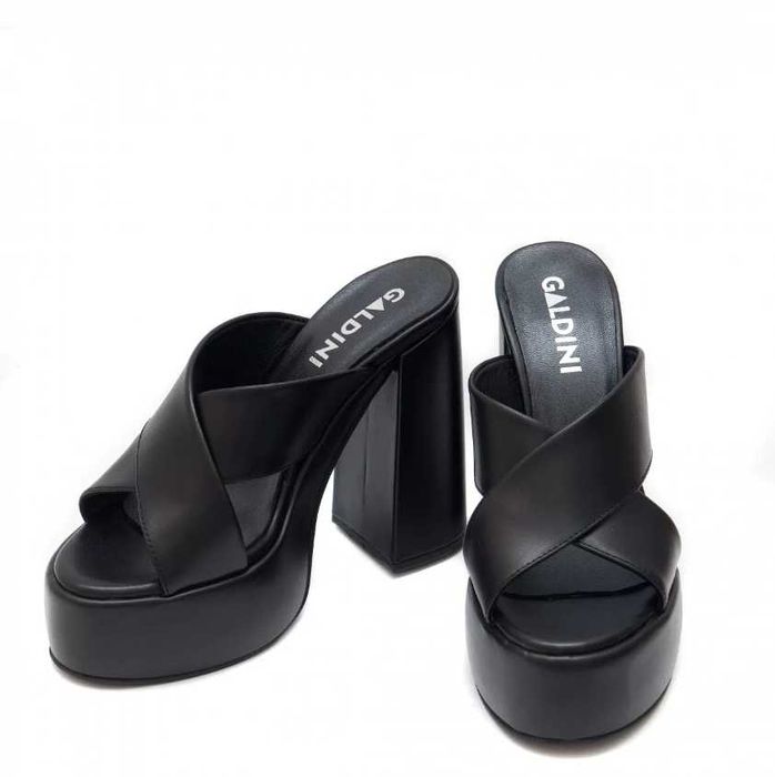 Galdini - елегантни черни дамски чехли от естествена кожа