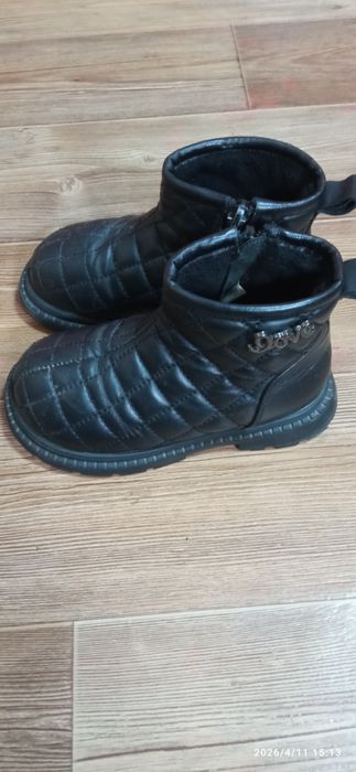 Детские полуботиночки продам!