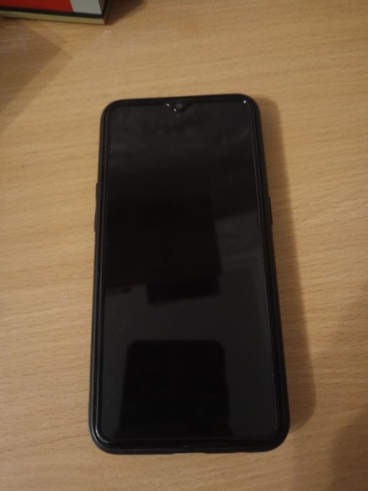 Телефон Oppo a5s