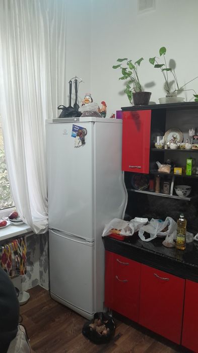 Продаётся 2х комнатная высокопотолочная квартира