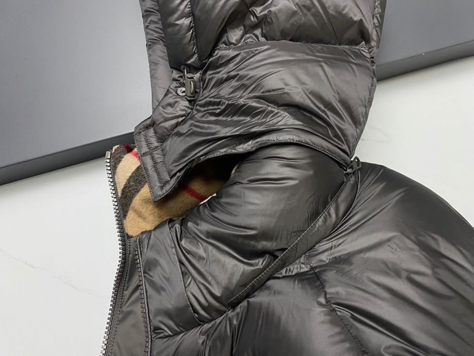 Geaca Burberry , calitate premium , pe comanda , noua , L