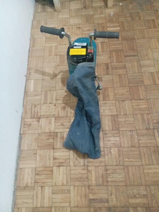 De vânzare mașina de rașchetat parchet de margine