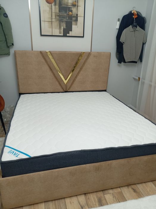 Продам кровать новую без матраса