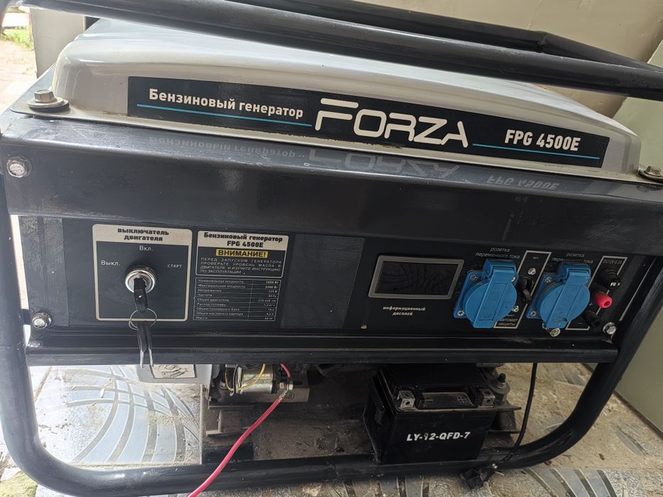 Бензиновый генератор Forza FPG 4500