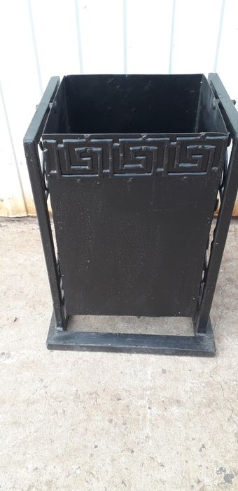 Контейнер для мусора урна