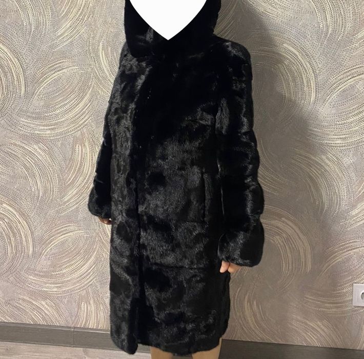 Продается норковая финская шуба.