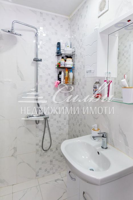 Продава се Двустаен апартамент в Шумен, Тракия - 56 кв.м за 1640 €/кв.м - Снимка #7