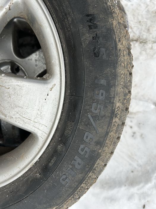 Golf 4 mai multe piese disponibile