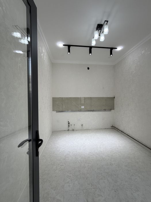 4 хонали евро коттедж сотилади! Сергили Хонобод