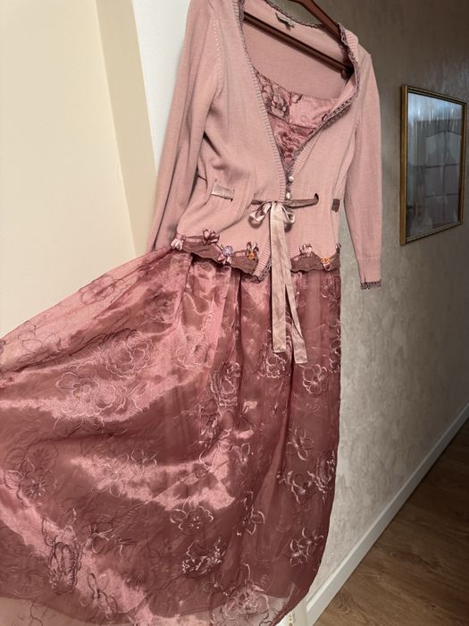 Продам двойку: кофточка и юбка