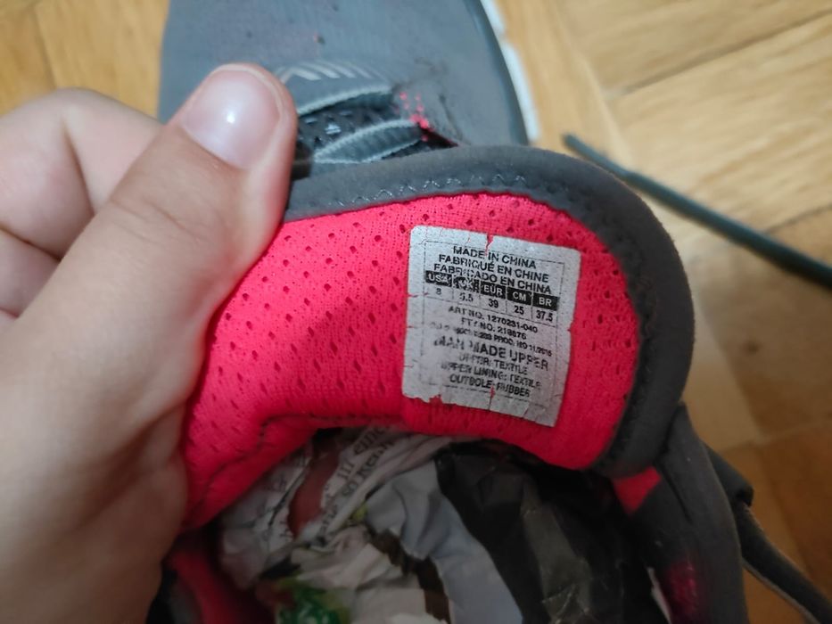 Маратонки Under Armour Run Strong