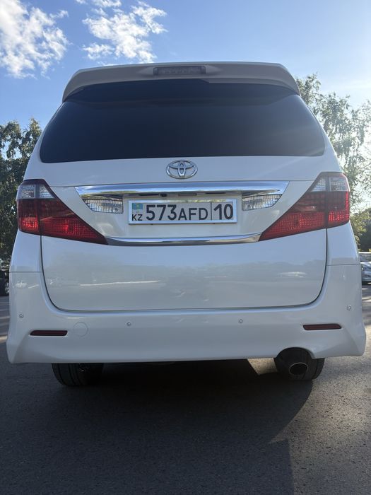 Продам Toyota Alphard