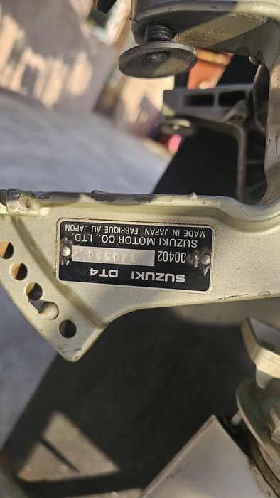 Motor barcă benzina Suzuki DT4