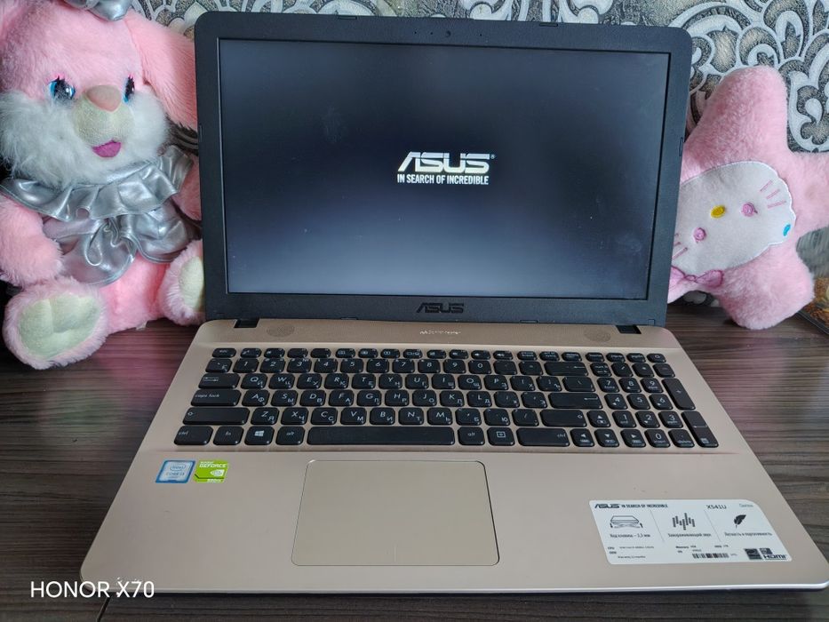 Ноутбук Asus в отличном состоянии