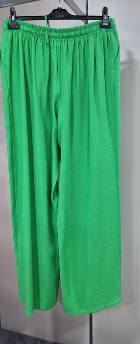 Костюм женский брючный