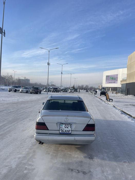 Мерседес 124 Е300