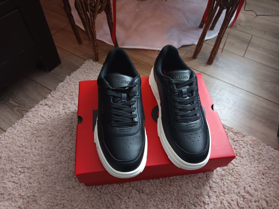 Adidași Hugo  mărime 43