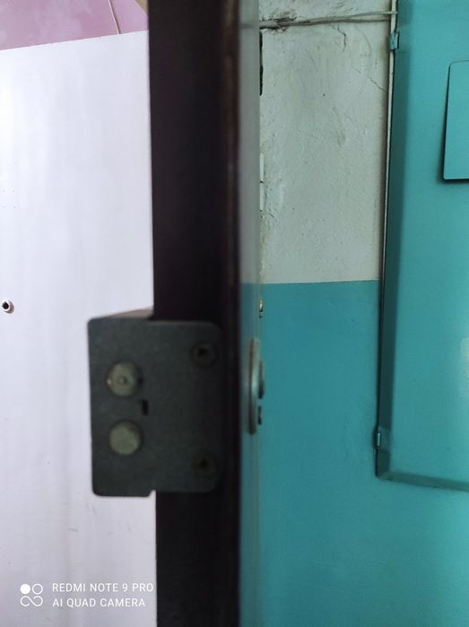 Железная дверь б/у