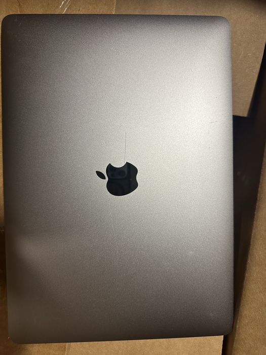I6/256 Macbook Pro 2O17 256