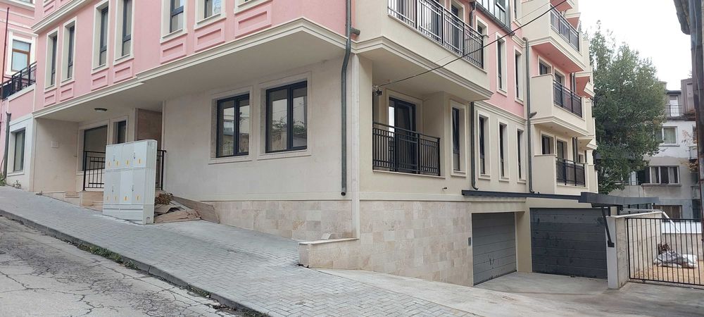 Дава се под наем Гараж / Паркомясто в Варна, Гръцка махала - 16 кв.м за 150 € - Снимка #1
