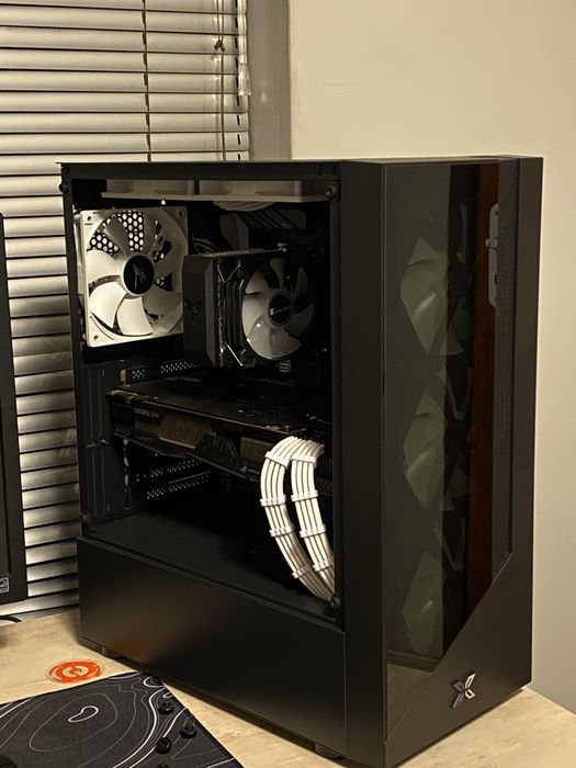 Геймарски компютър 1080ti ryzen 3600
