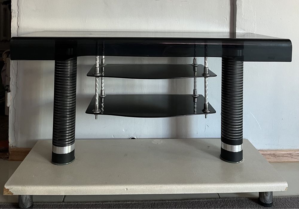 Подставка для телевизора