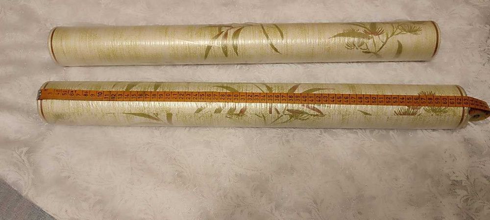 Обои 2 рулона по 13м (8.2м² каждый), ширина 63см