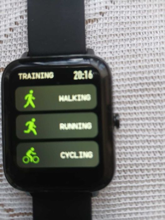 Vând smartwatch