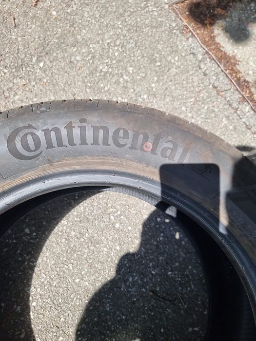 Vand set 4 anvelope continental 235/55 R18 V, de vara, in stare excelenta