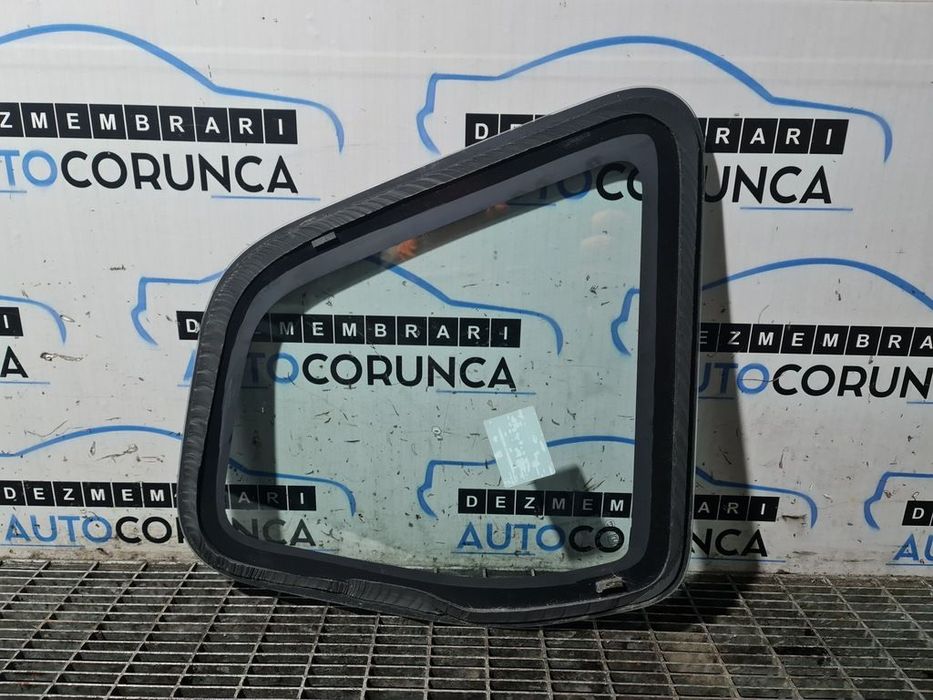 Geam fix caroserie stanga Dacia Duster 2010 - 2013 SUV 4 Usi (1309)