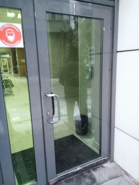 Москитные сетки оконные дверные.