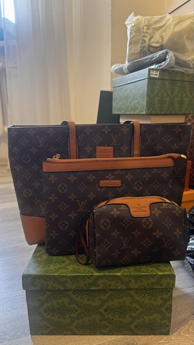 В наличии все сумки