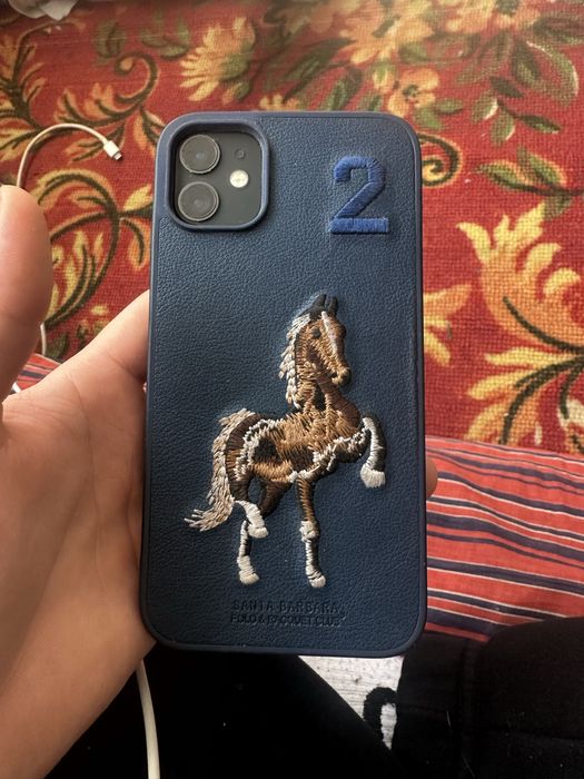 Продаю айфон 11 на 128гб акб 84%